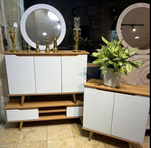 کنسول به همراه آینه