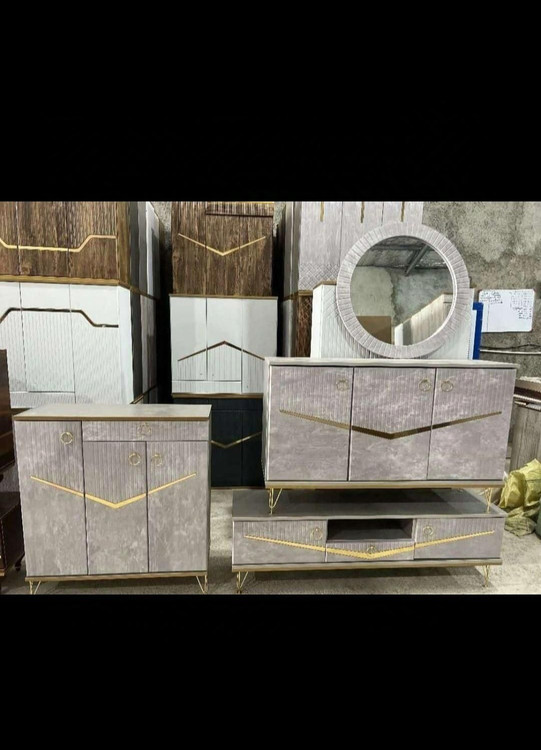 جا کفشی 2.800.000 تومان جلو مبلی5.000.000 میزتی وی2.100.000